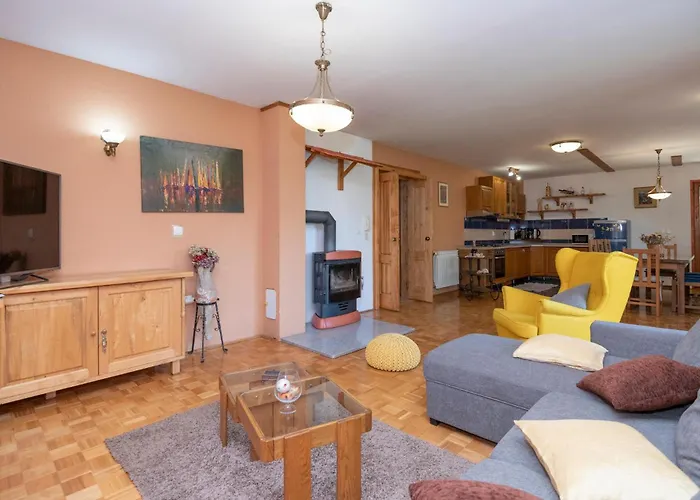 With Fireplace 10 * Grubine