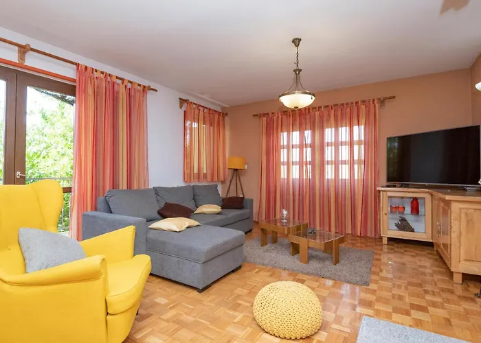 Tatil Evi With Fireplace 10